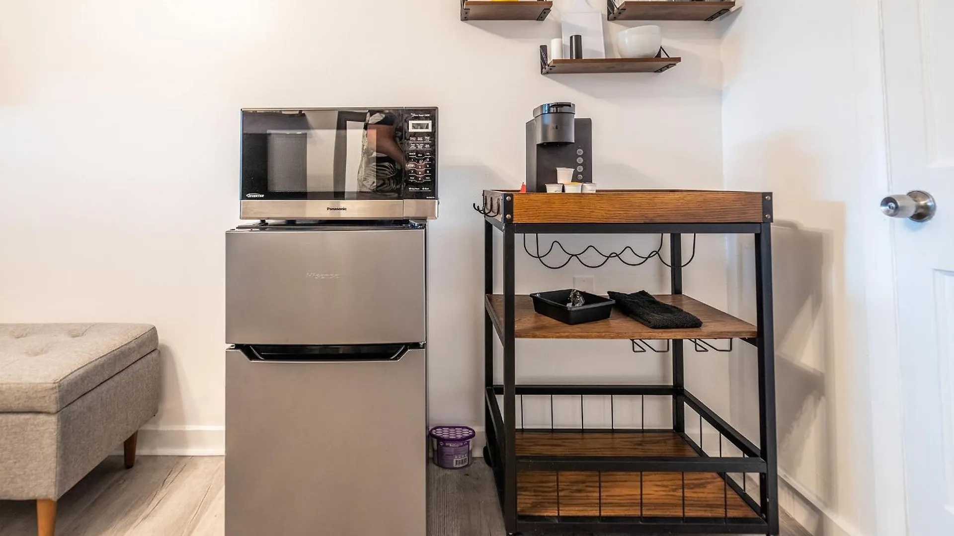 Cozy W/gated Parking Apartment Miami