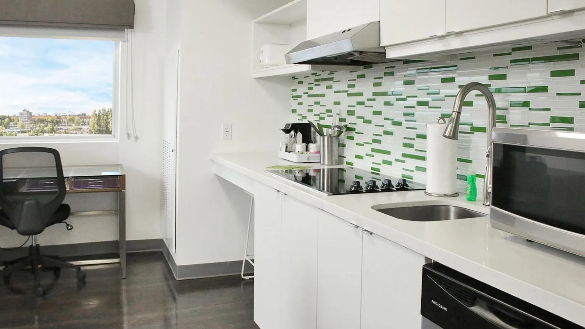 Element Miami Doral Sweetwater