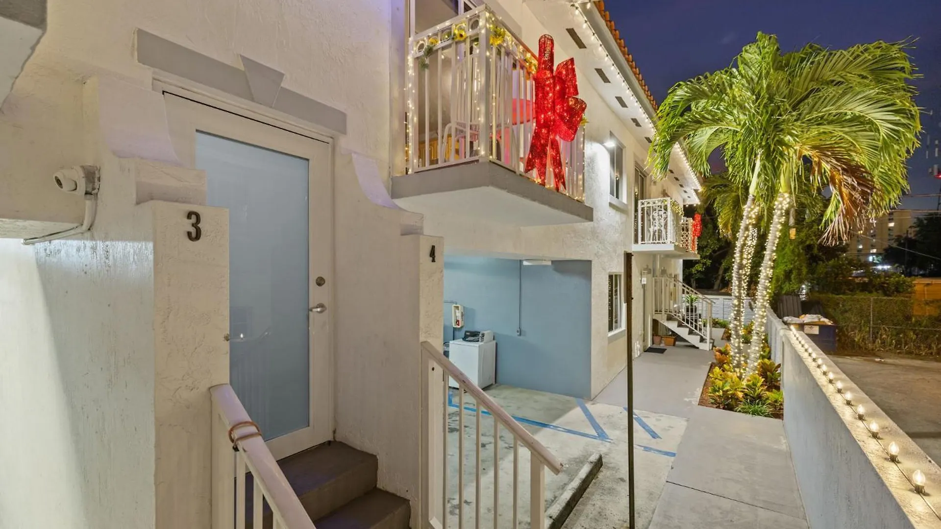 Beautiful In The Heart Of Apt 8 Apartment *