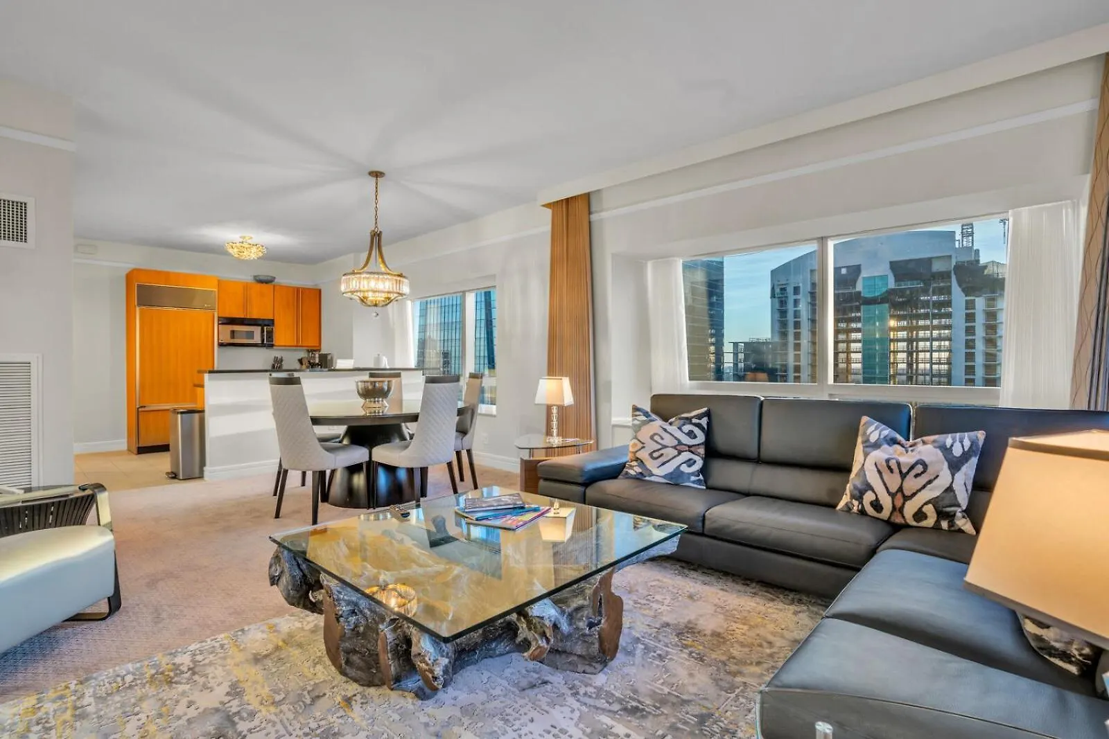 2 Bedroom Or King Four Seasons Free Wi-fi & Free Parking * Miami