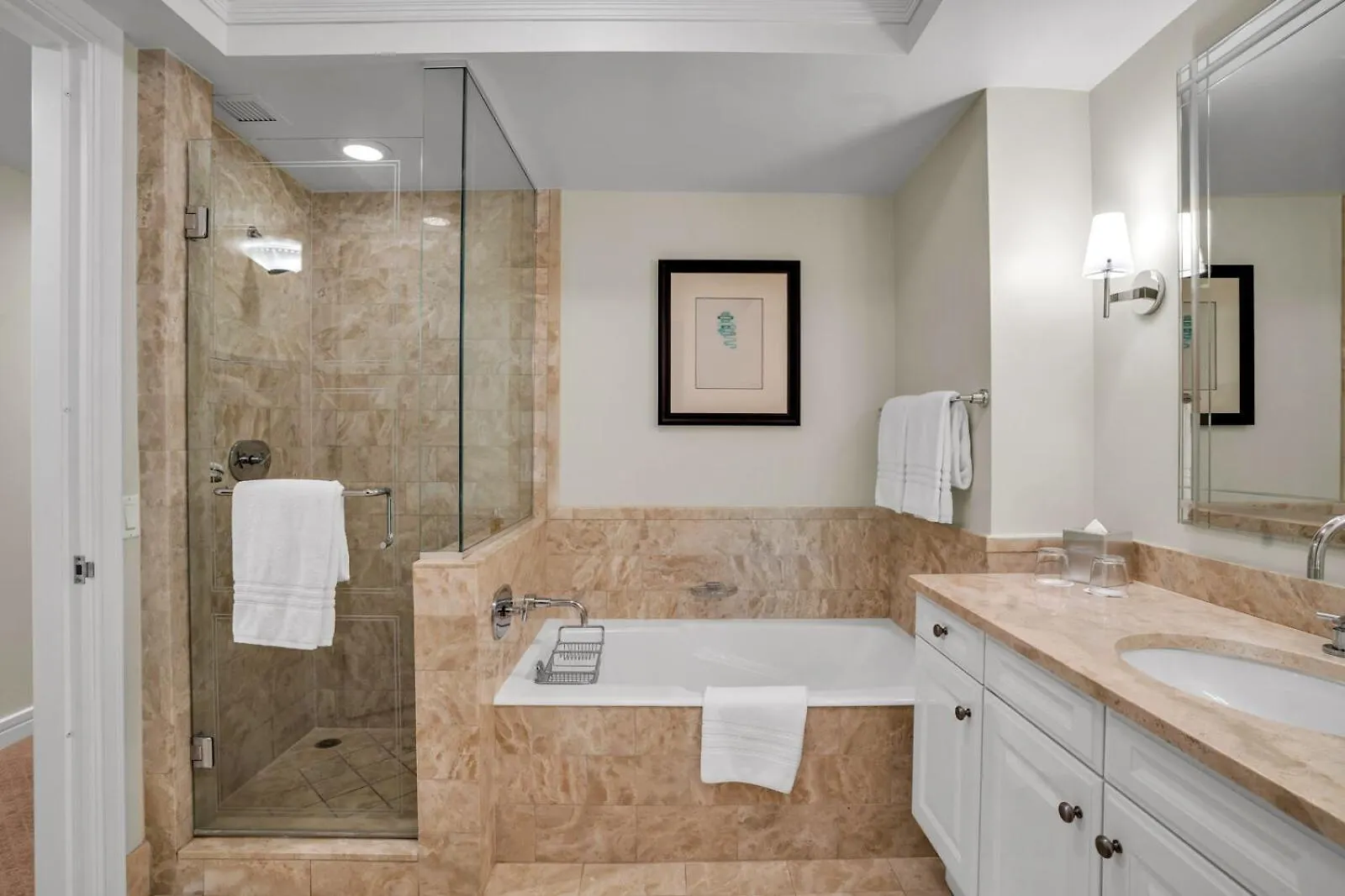 2 Bedroom Or King Four Seasons Free Wi-fi & Free Parking * Miami