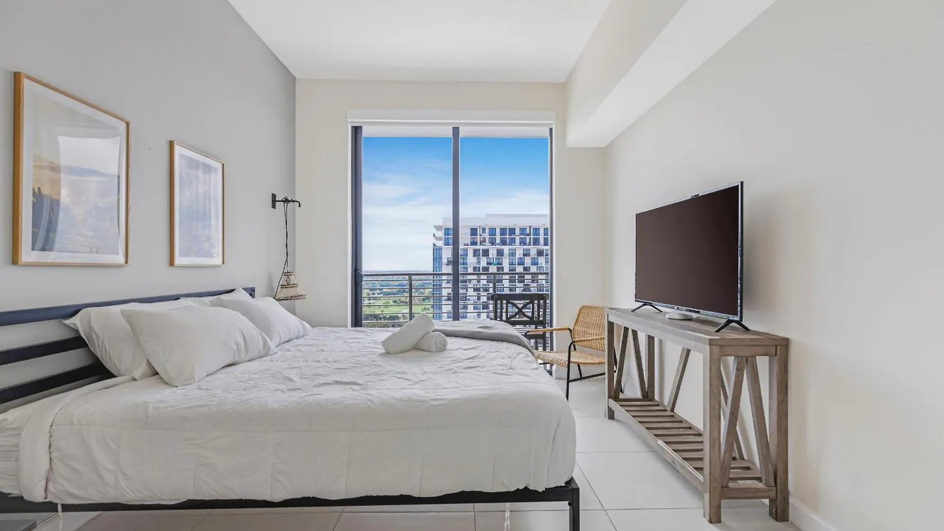 Enchanting In The Heart Of Doral With Golf Course Views Appartement Miami