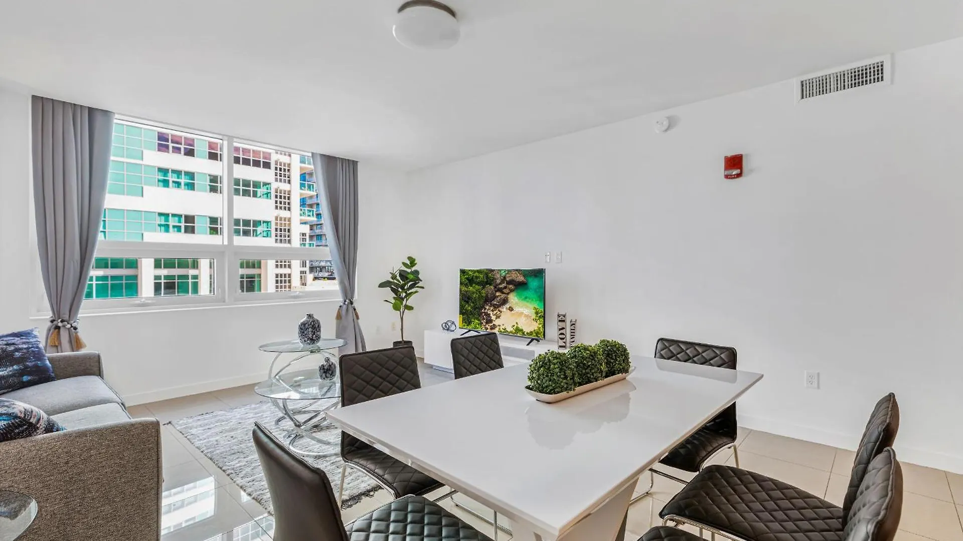 Апартаменты Modern 2-bd In The Heart Of Midtown Майами
