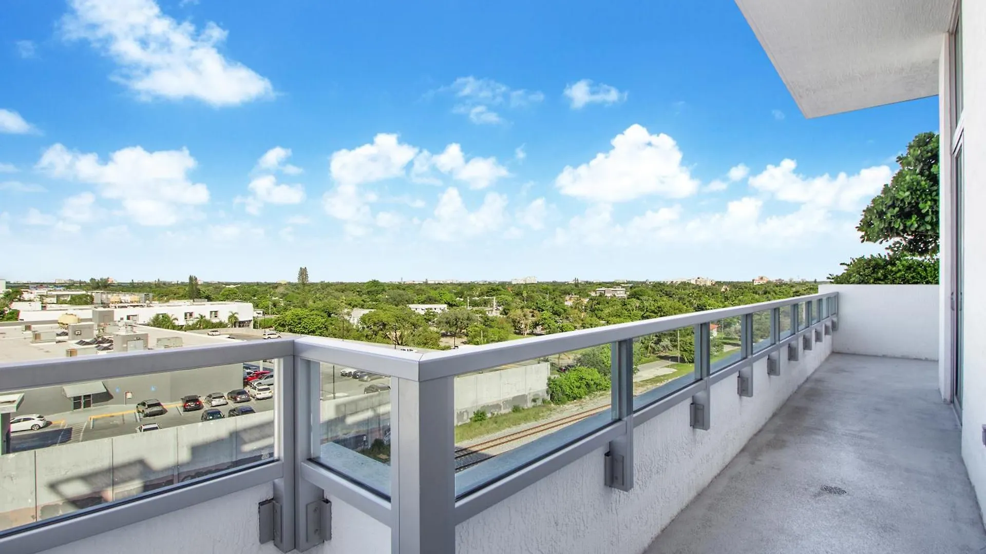 Quadro Residences By Ionica Miami
