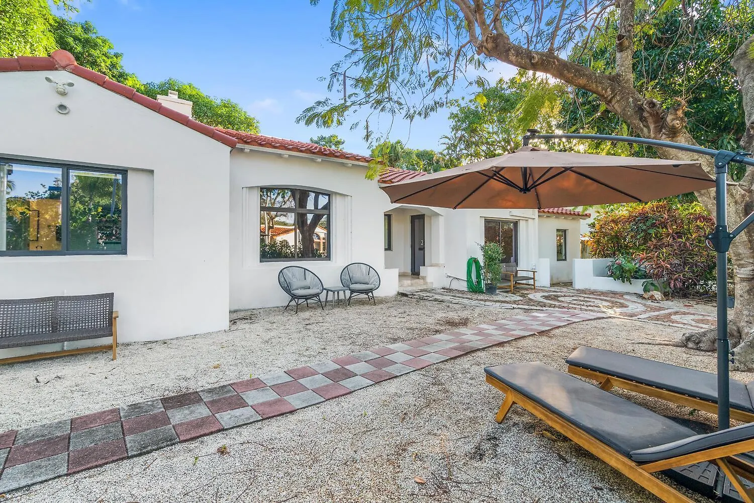 Vakantiehuis Oasis Garden In Miami! Studio Unit 2! *