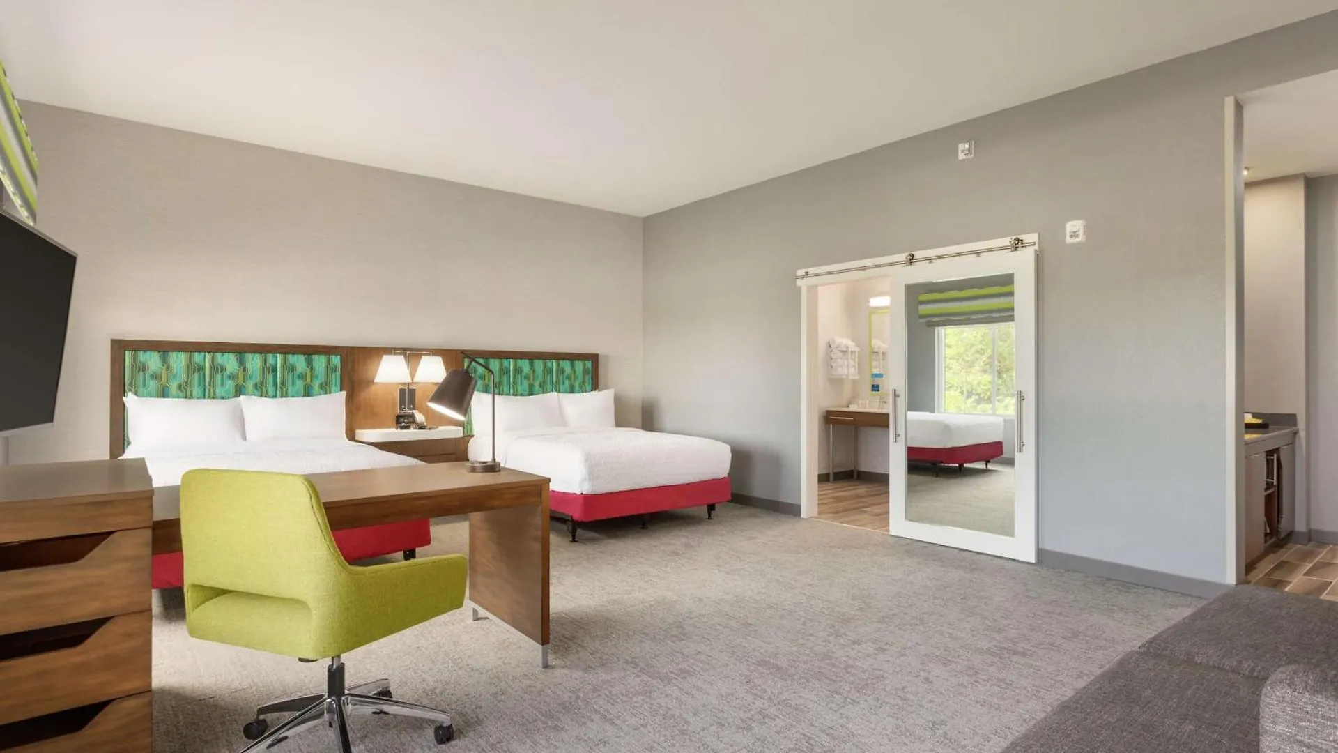 Hampton & Miami, Kendall, Executive Airport Hotel 3*
