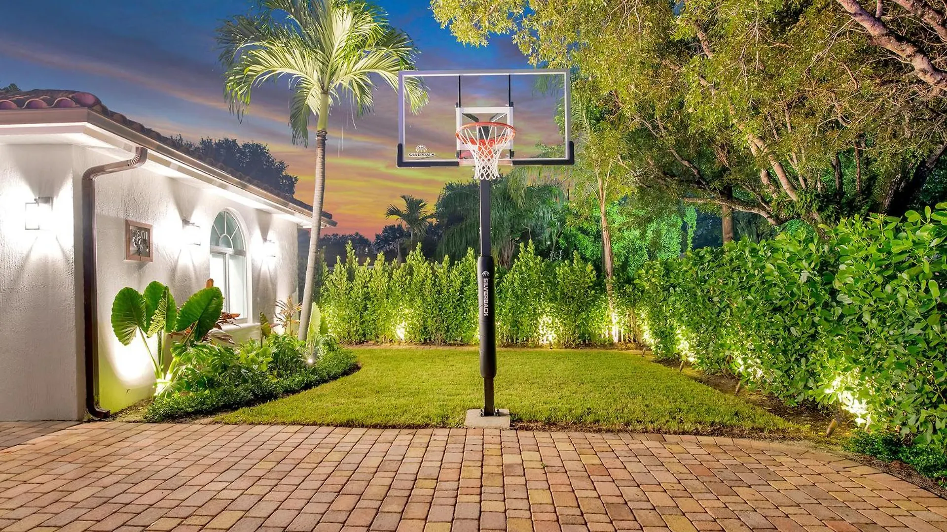 Semesterbostad Lux Sleeps 18 Guest With Pool Jacuzzi Billiards Basketball Miami