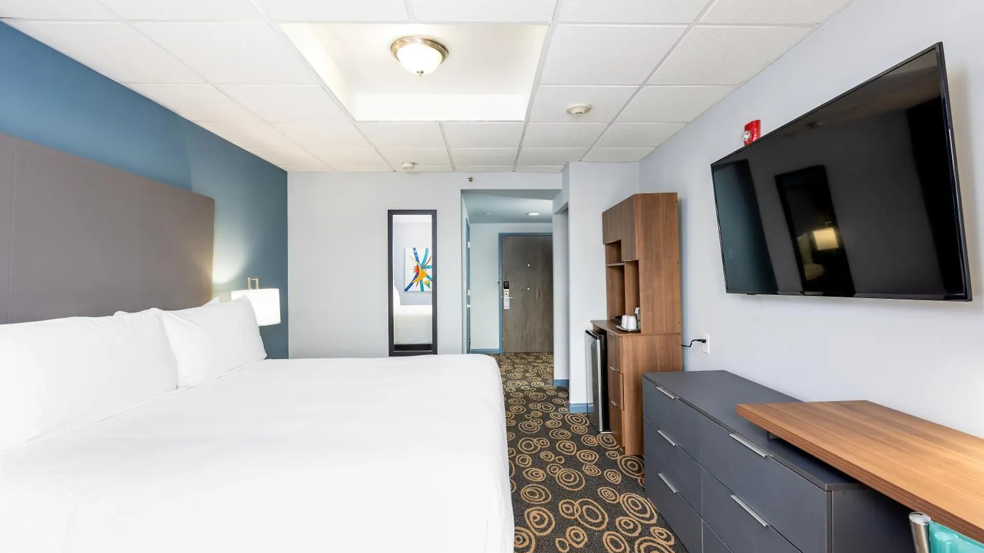 Hotel Regency Airport By Sonesta 3*