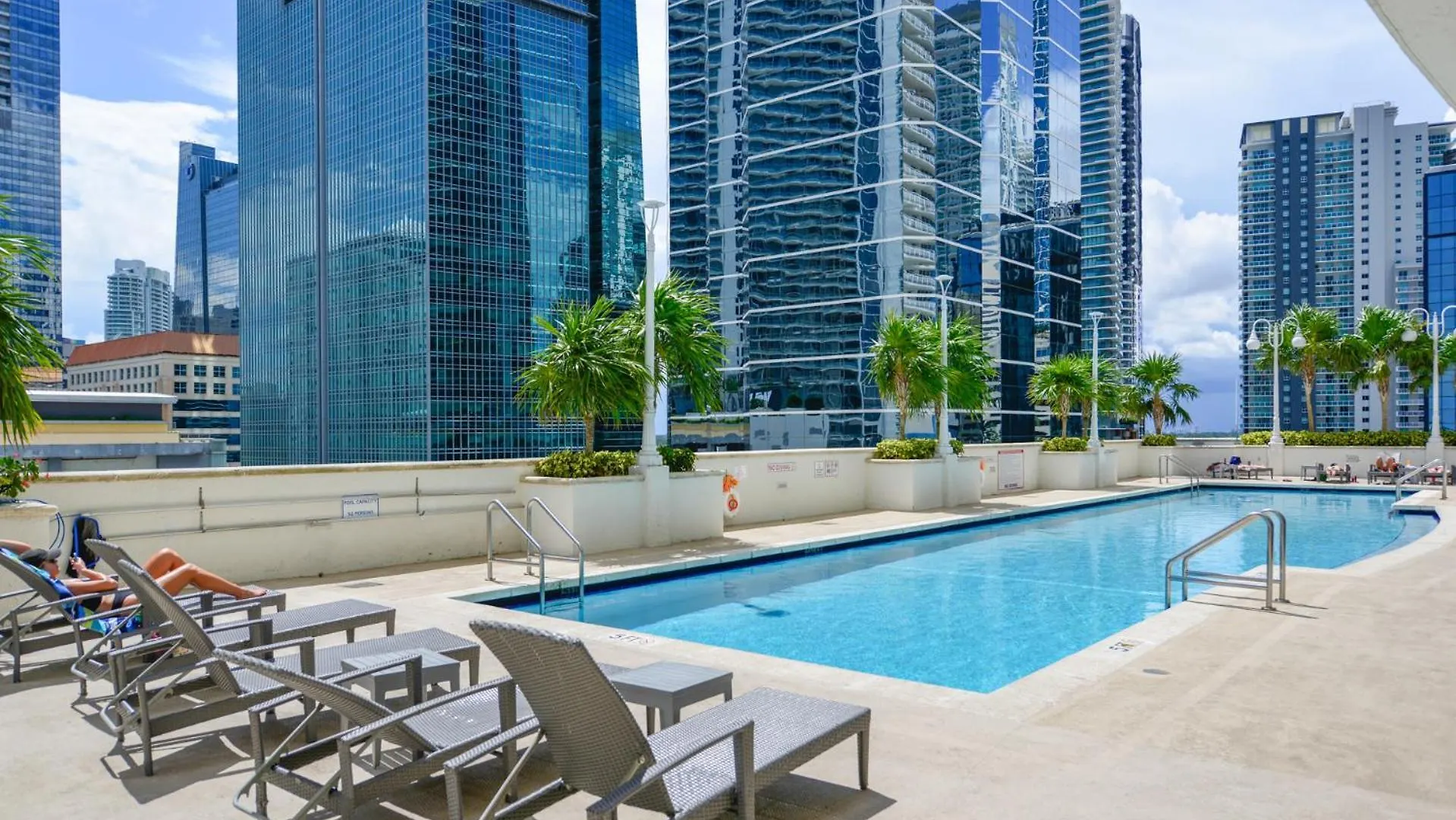Amazing Studio Apt @brickell With Pool & Parking Lägenhet