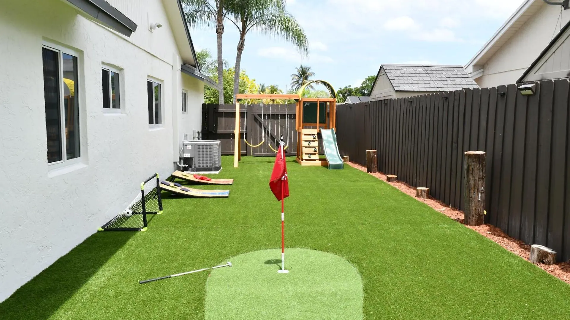 Original Art Poolside Fun House Minigolf L42 * Miami