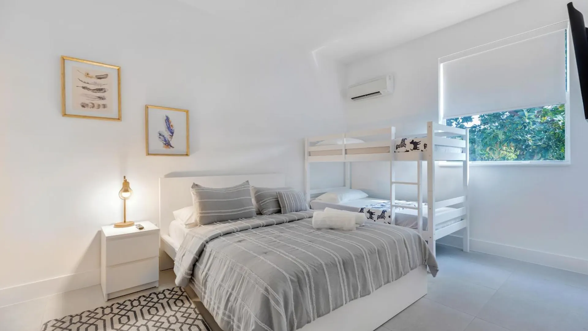 Up To 12 Guests! Modern Near Wynwood Holiday home