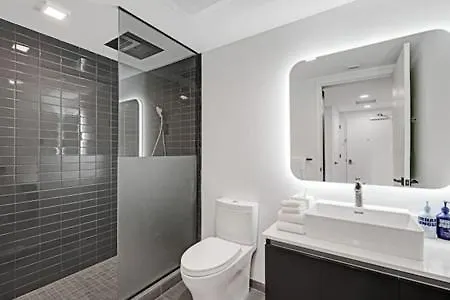 Aurora - Rooftop Pool, Gym, Walk To Downtown & Brickell * マイアミ