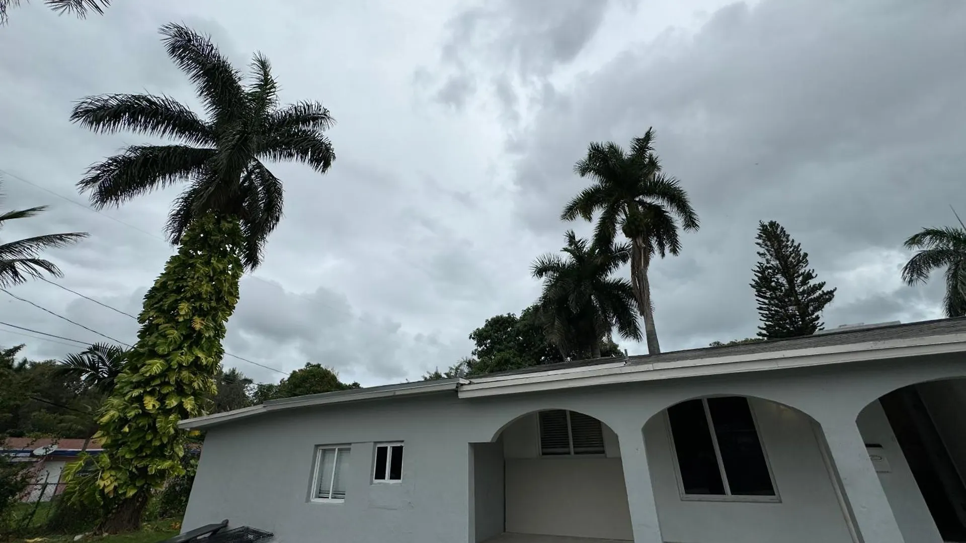 By Eco-shared Guest house Miami Shores
