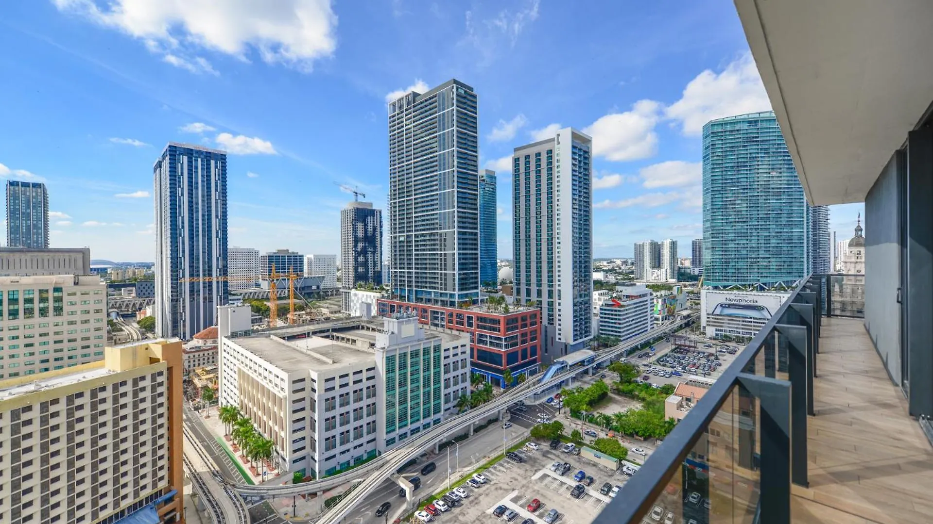 Luxury 3br Ocean Views At Bayside *