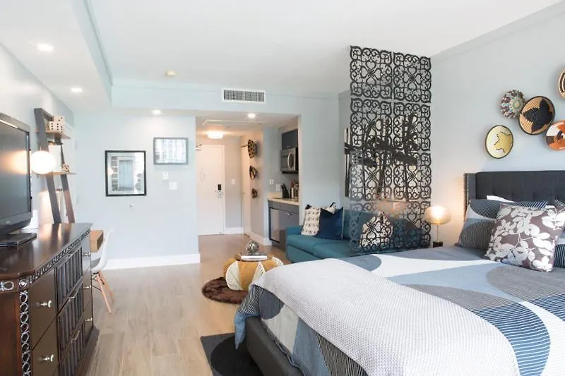 Gorgeous Coconut Grove 3 Bedroom With Amazing Views Parking Included