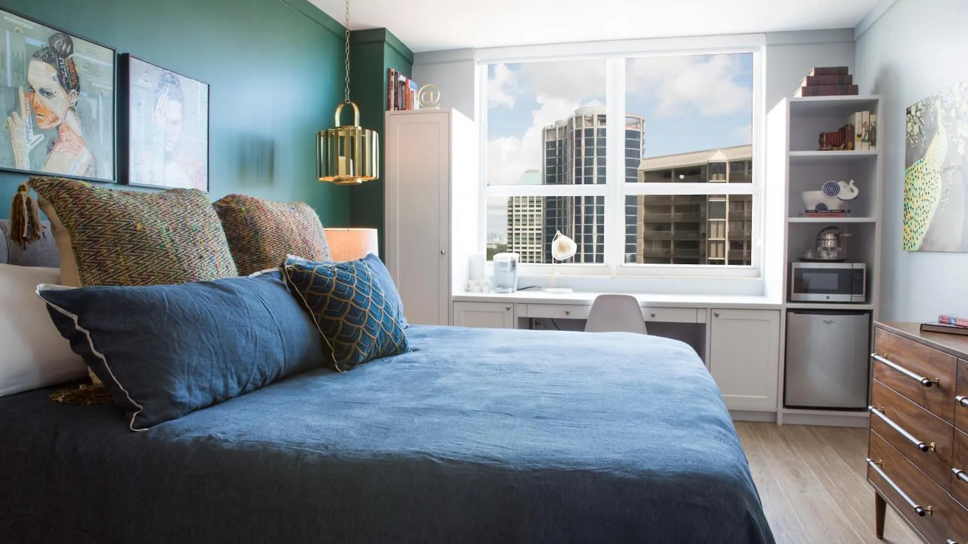 Gorgeous Coconut Grove 3 Bedroom With Amazing Views Parking Included Apartamento