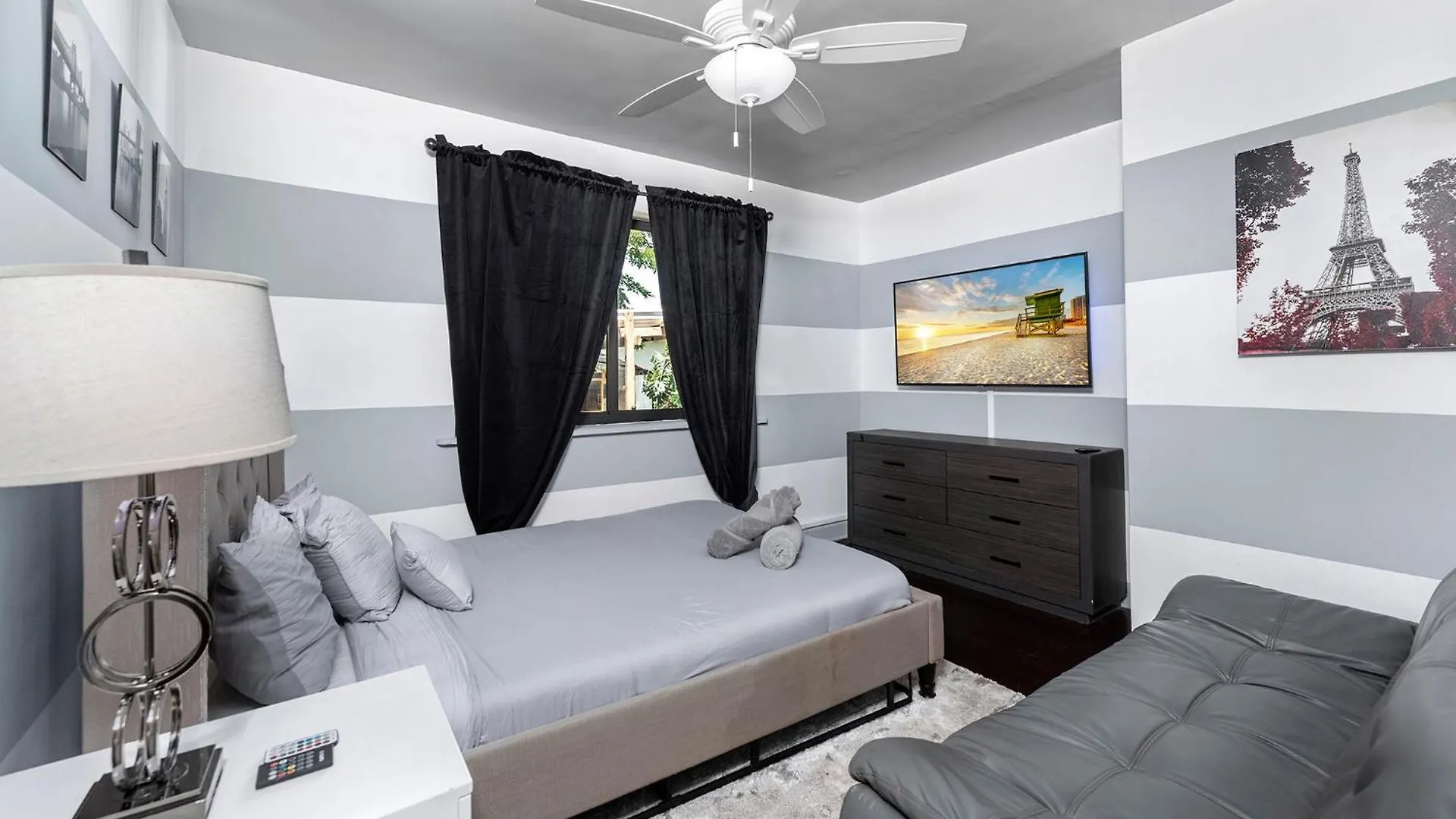 Villa Blockchain - Acre Lot W/ Pool-hot Tub-bars-tiki-games-theater! Miami