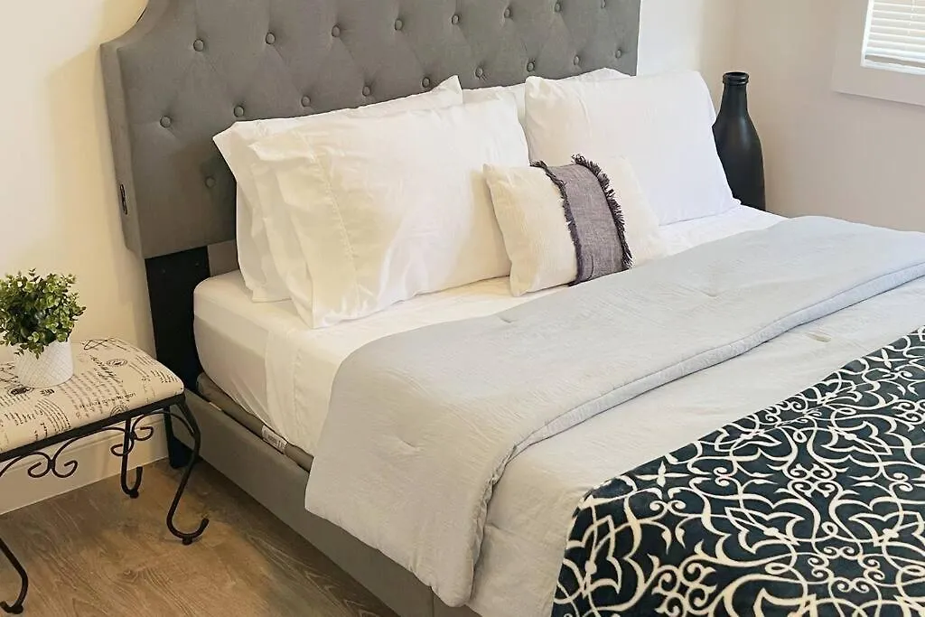 Brickell + Wynwood Wonderland: Spacious 6br Villa