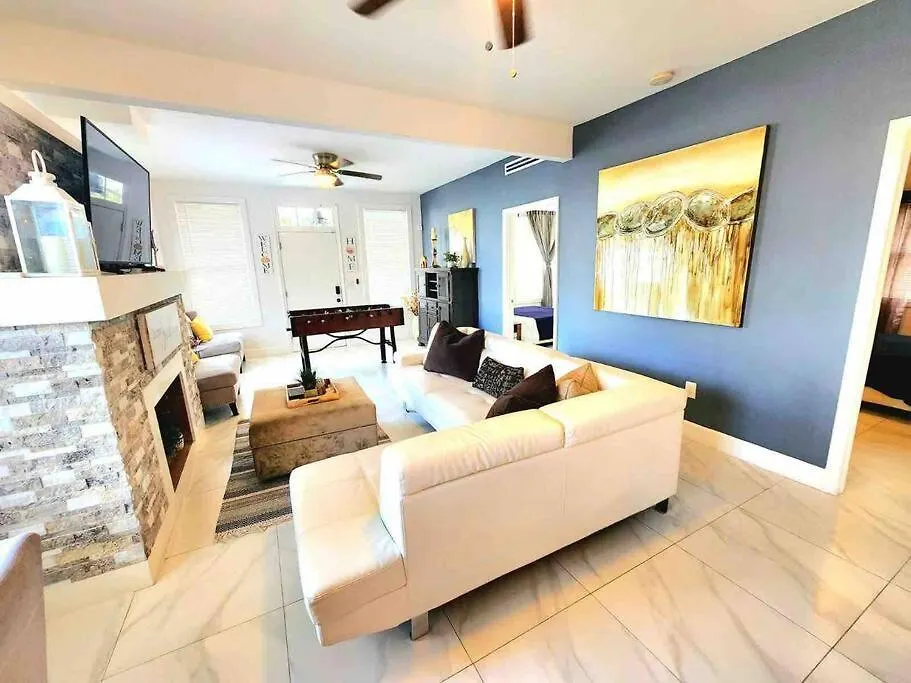 Brickell + Wynwood Wonderland: Spacious 6br * Miami