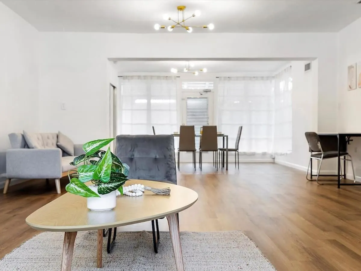 3br Newly Renovated In 15 Min To Miami