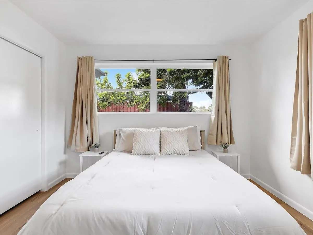 3br Newly Renovated In 15 Min To *