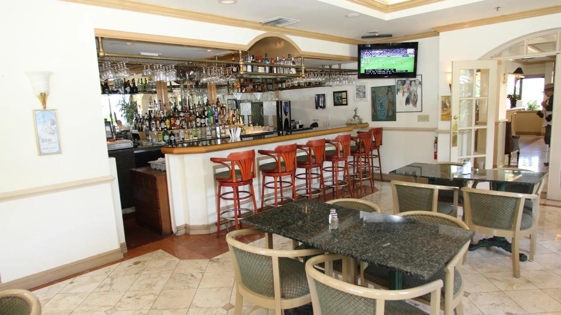 Hotel Chateaubleau Coral Gables