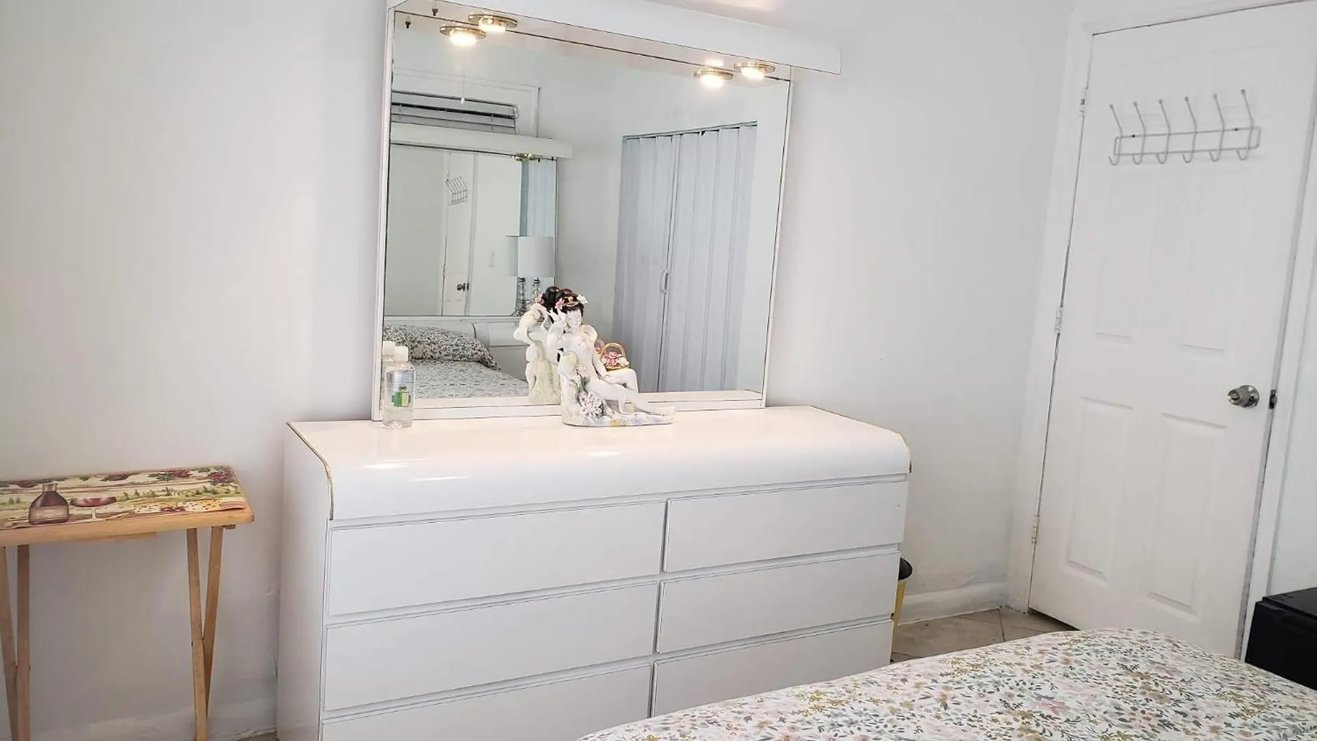 B1 Value On Private Bedroom With Private Bathroom In Little Havana, * Miami