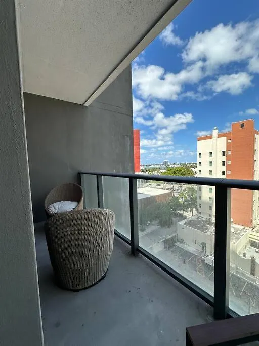 Tranquil Rooftop Escape Studio Apt Apartment *
