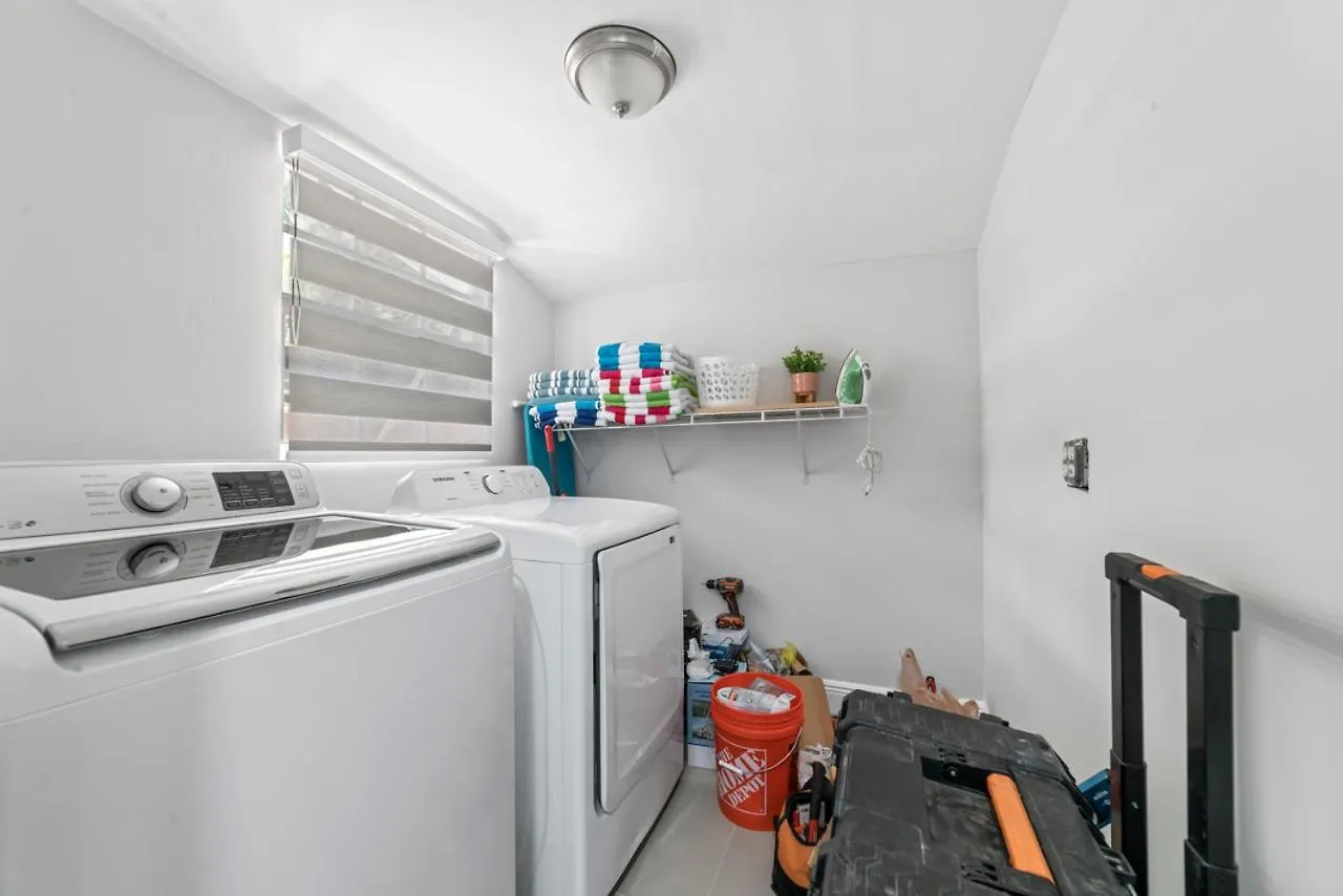 Holiday home Fun With Pool & Games L30 *