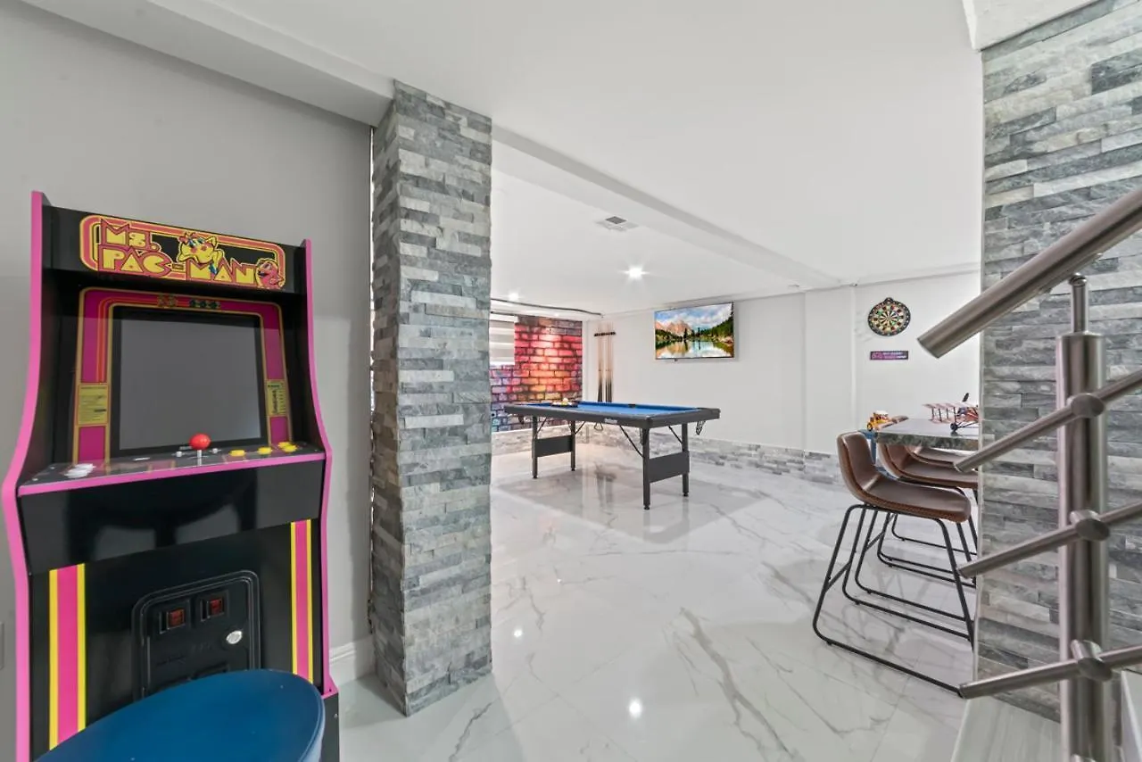 Fun With Pool & Games L30 * Miami