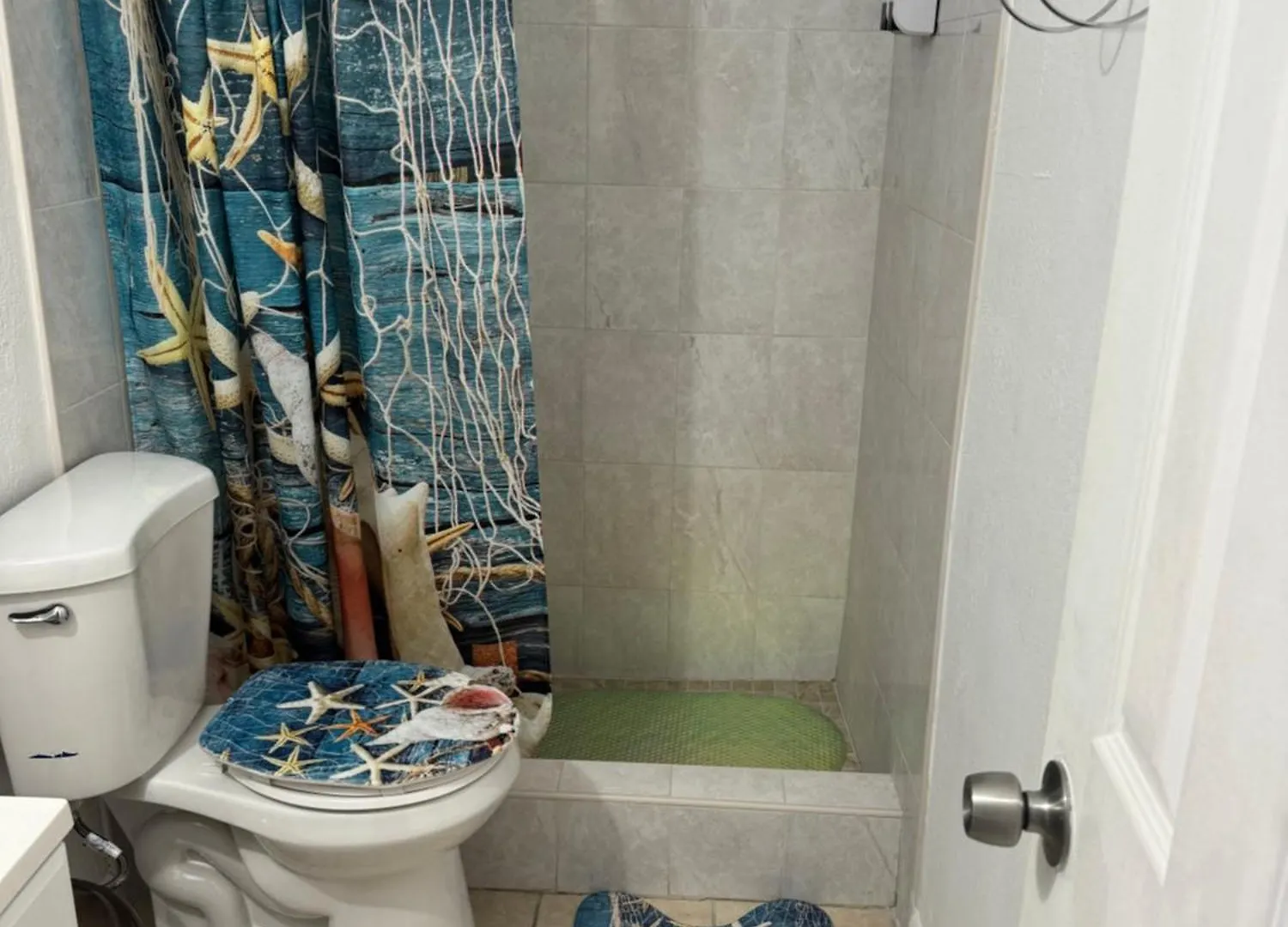 B2 Value On Private Bedroom With Private Bathroom In Little Havana, Homestay Miami