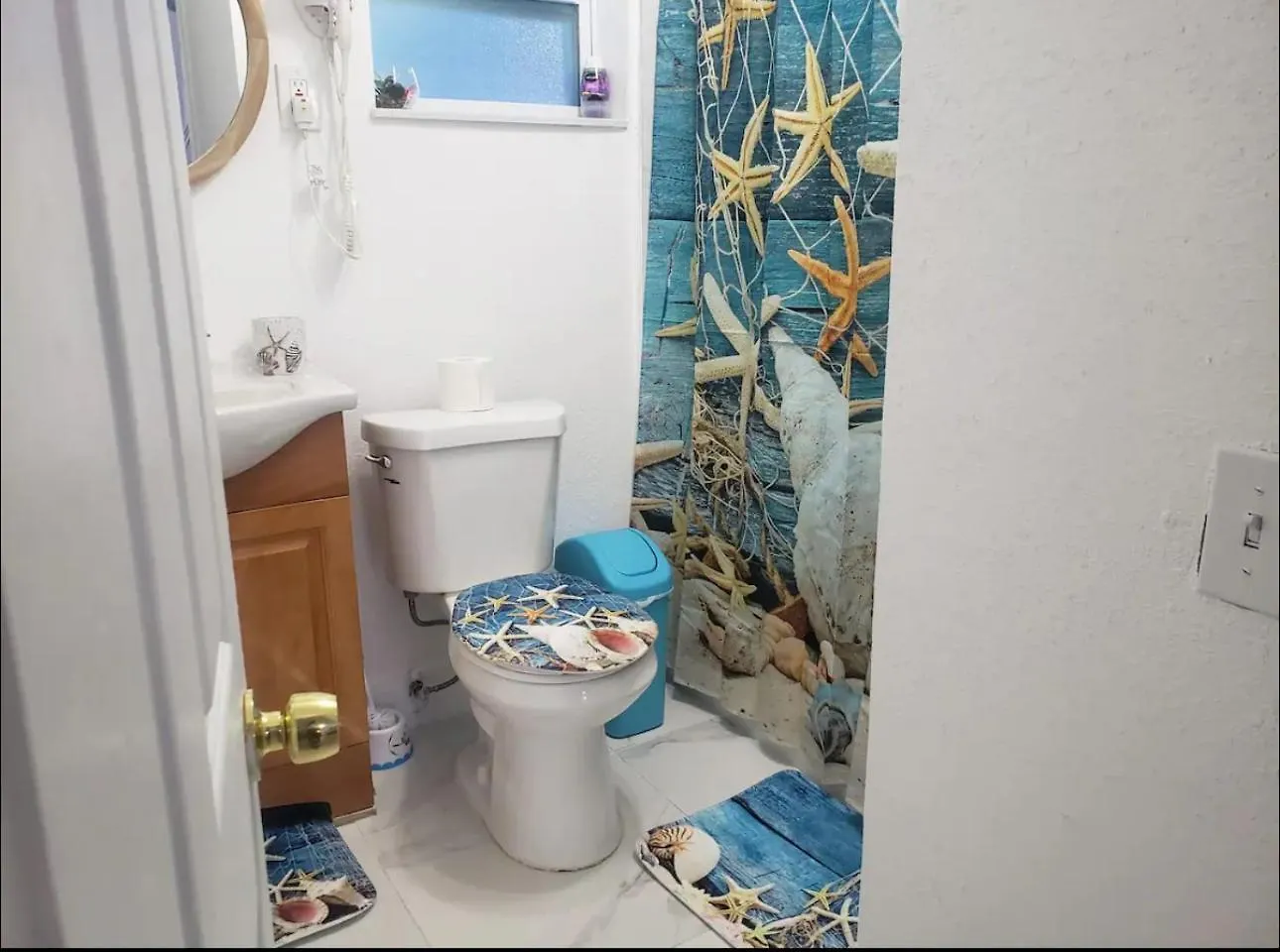 B6 Value On Private Bedroom With Private Bathroom In Little Havana,