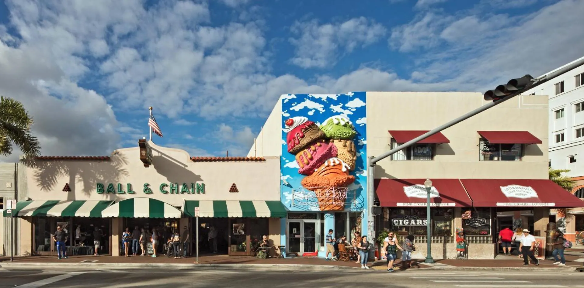 B2 Value On Private Bedroom With Private Bathroom In Little Havana, Homestay Miami