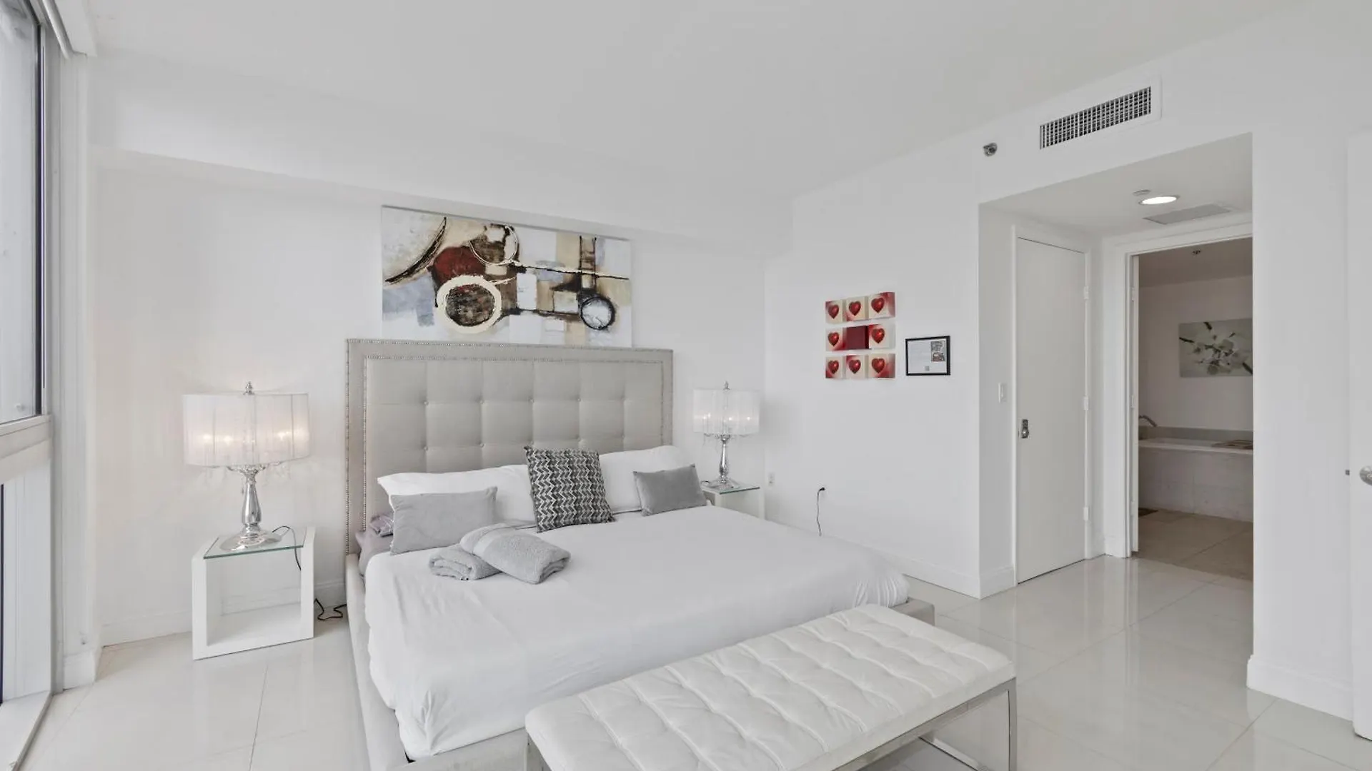 Feriehus 2b2b W Water View - Free Parking - Pool - Lux Miami