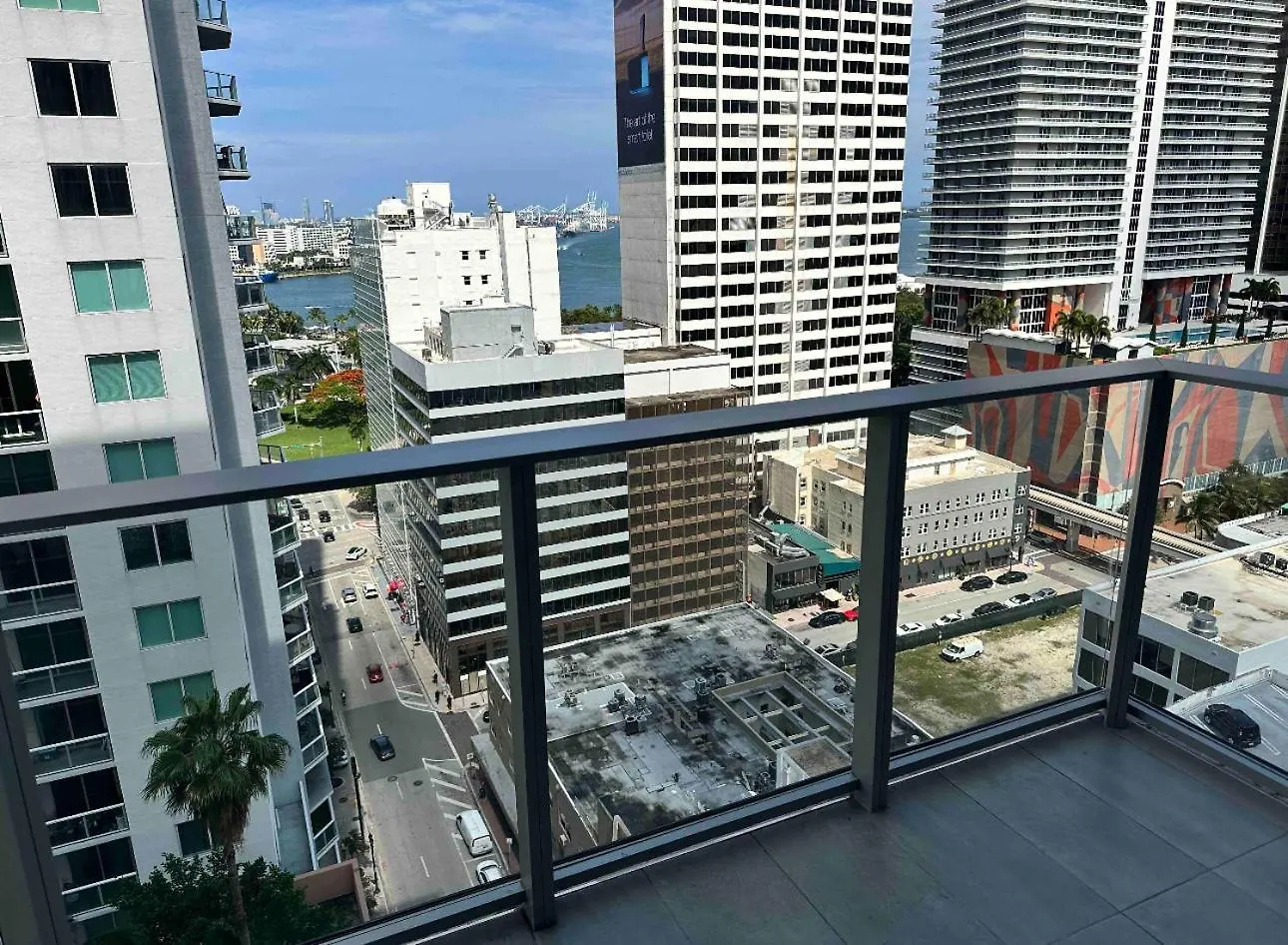 Downtown Comfy Condo-hotels In A Luxury Modern Building *