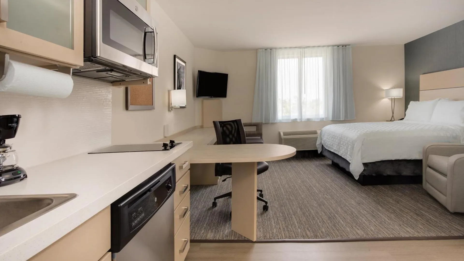Hotel Candlewood Miami Intl Airport - 36th St By Ihg 3*