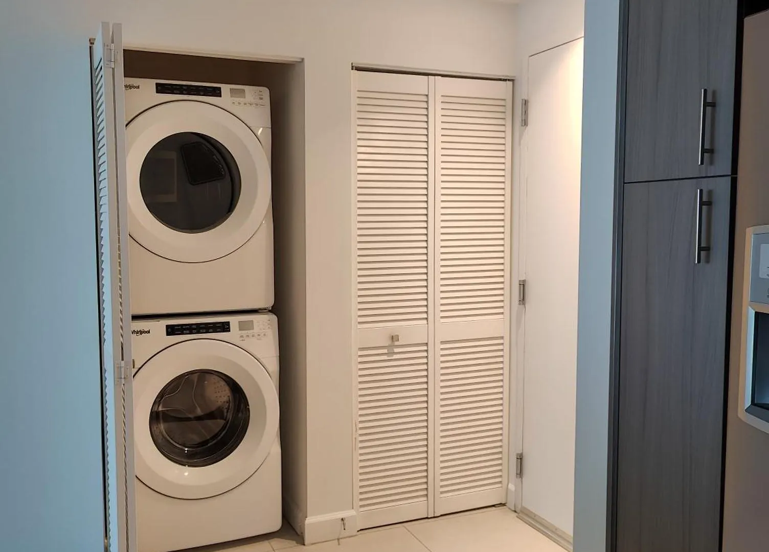 Apartment Style 1-bdrm Downtown Doral