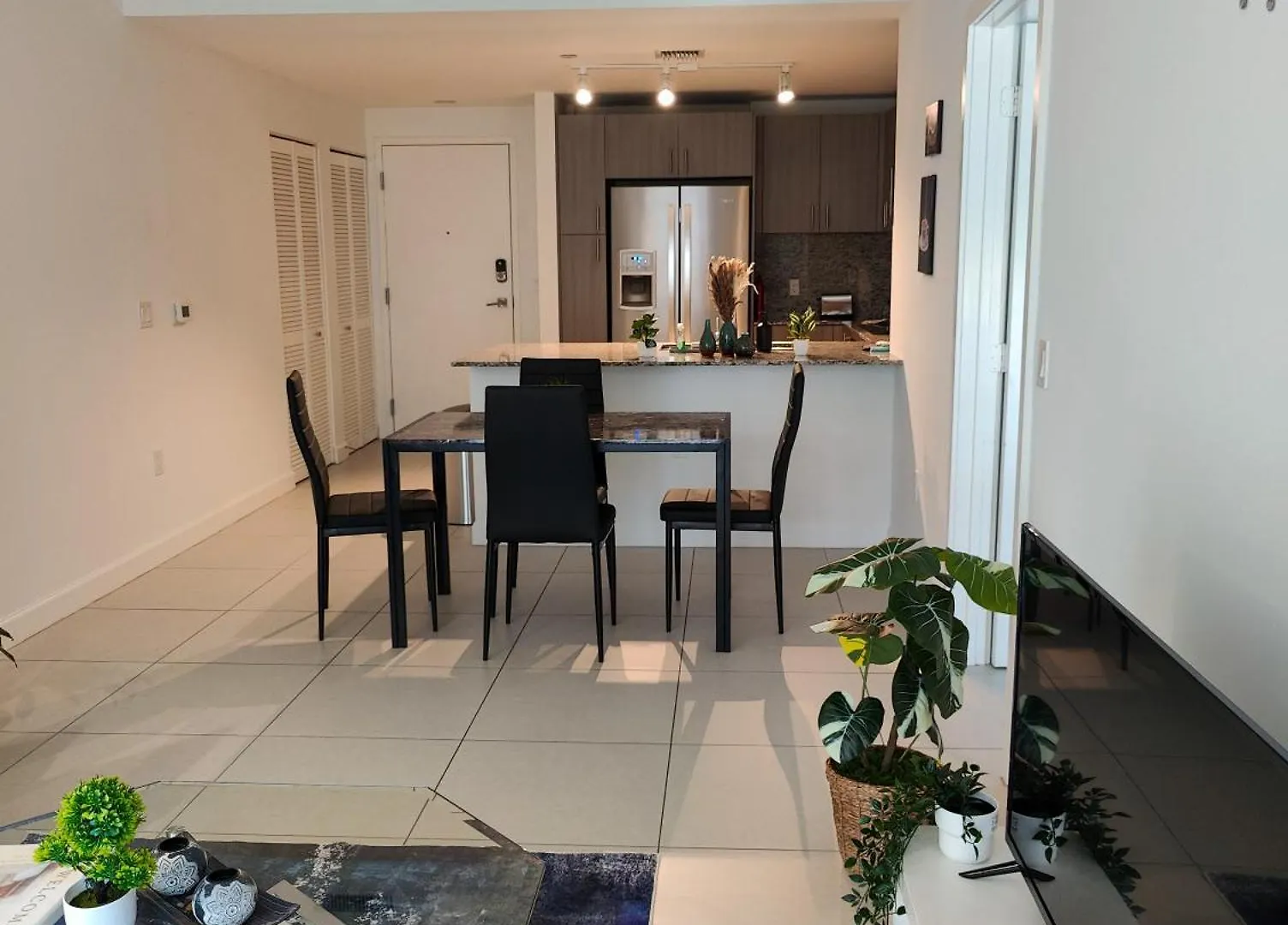 Style 1-bdrm Downtown Doral Miami