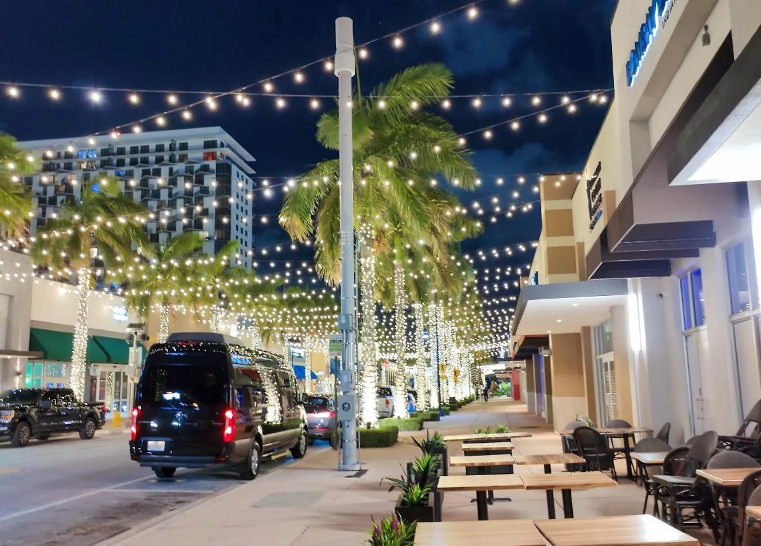 Style 1-bdrm Downtown Doral Apartment