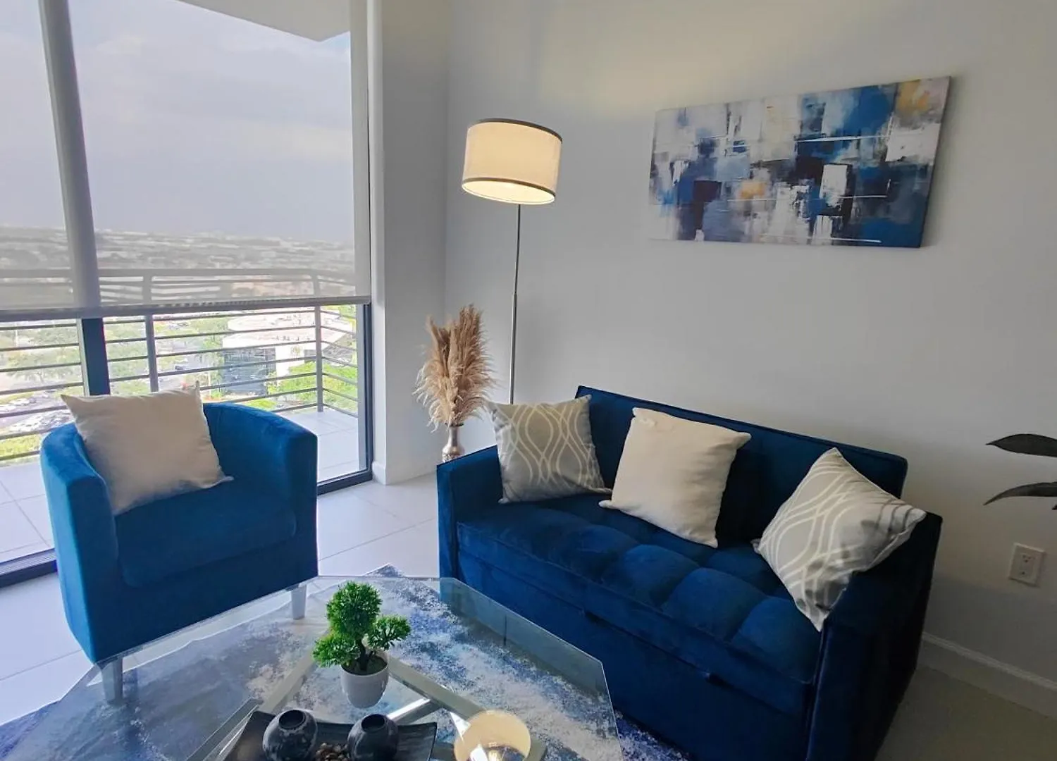 Style 1-bdrm Downtown Doral *