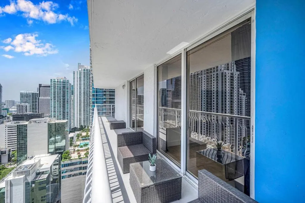 Apartment 37th Floor Amazing Spacious Unit With Parking Miami