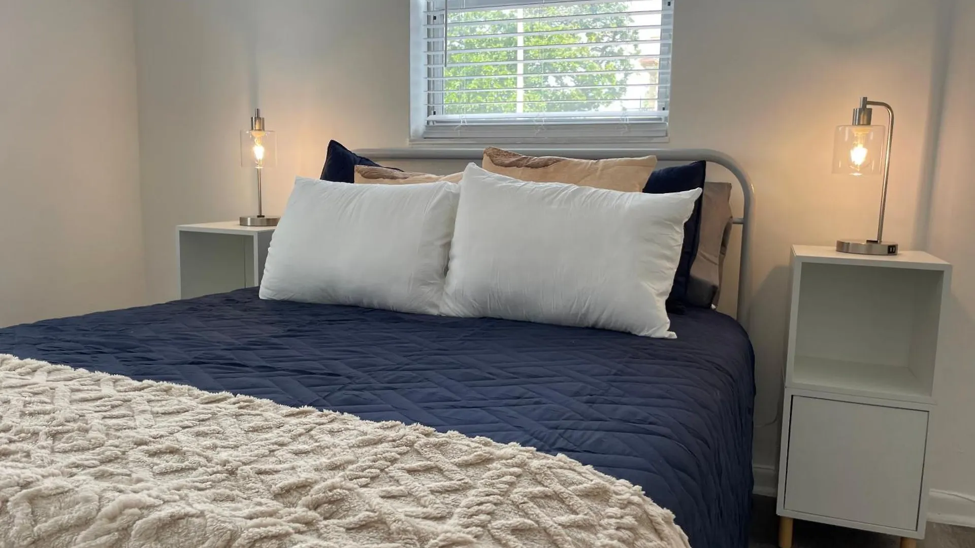 شقة Remodeled Little Havanna Great Location *