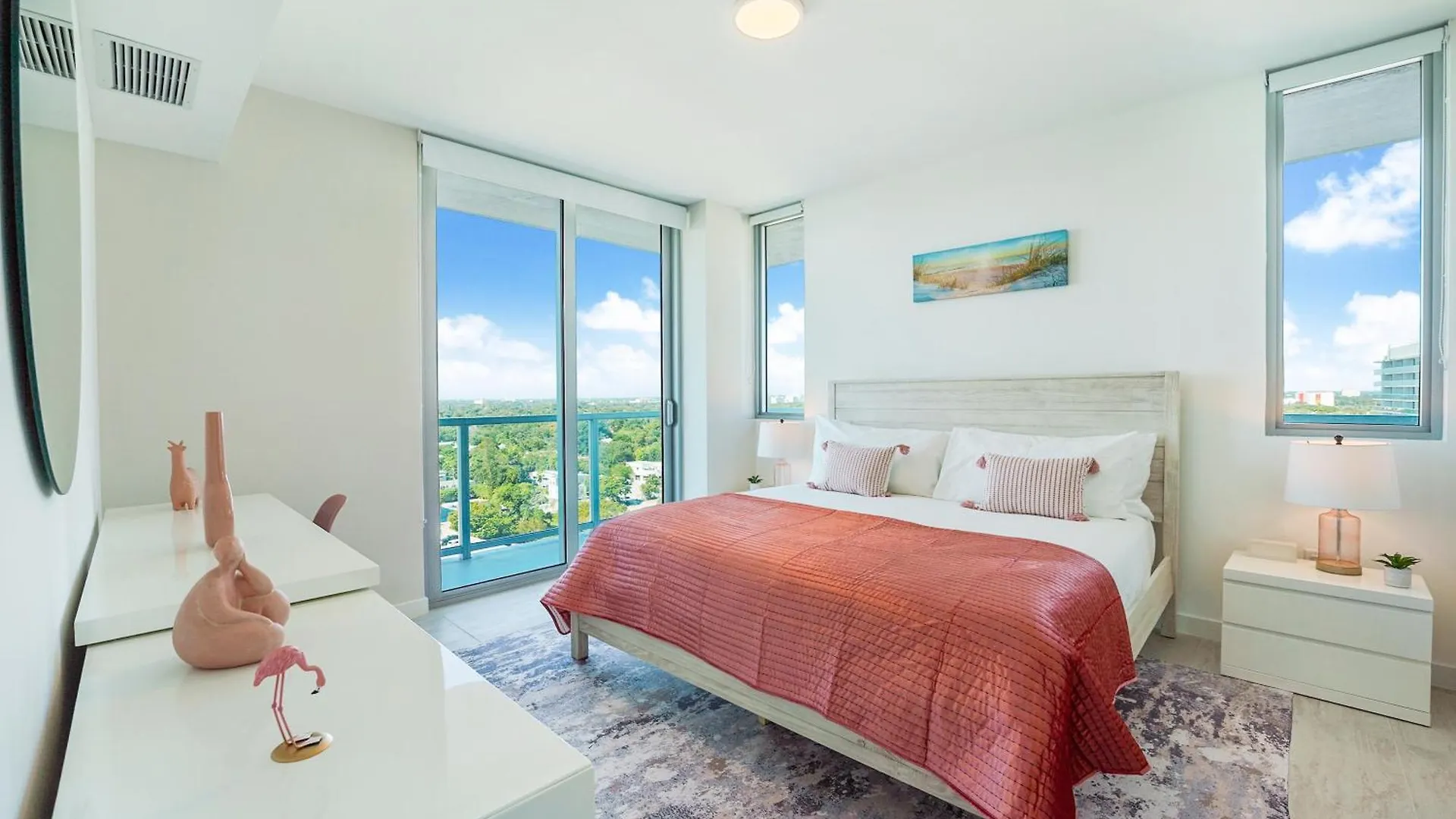 Apartment Quadro Residences By Ionica