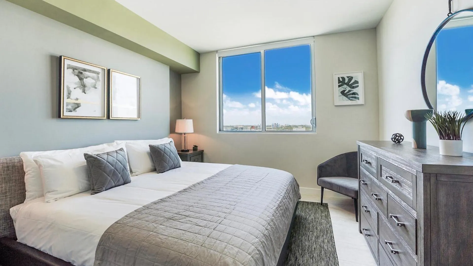 Quadro Residences By Ionica * Miami
