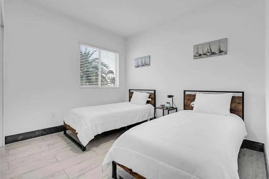 Biscayne Park 15428 Apartman Miami