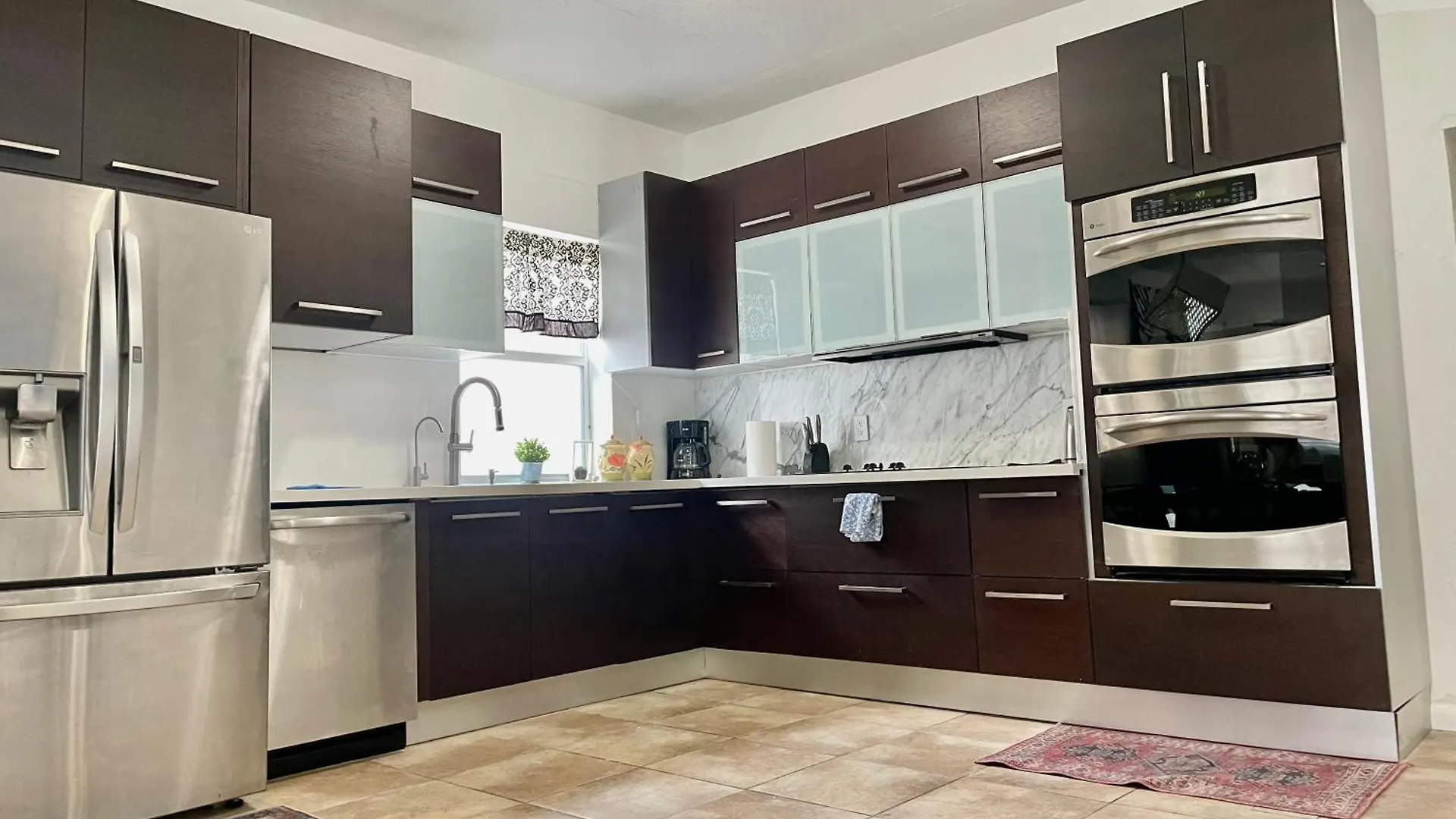 Xanadu 10 Mins To South Beach! 3 Bedroom *