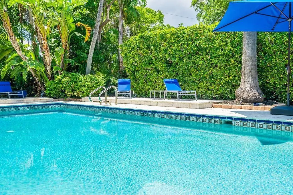 6 Bedrooms Oasis Treat With Oversized Pool, 9 Minutes To The Villa *
