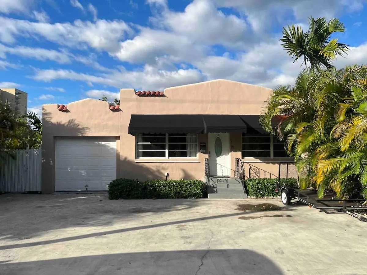 4bed 3bath Coral Gables Area Stunning With Hot Tub Dom wakacyjny Miami