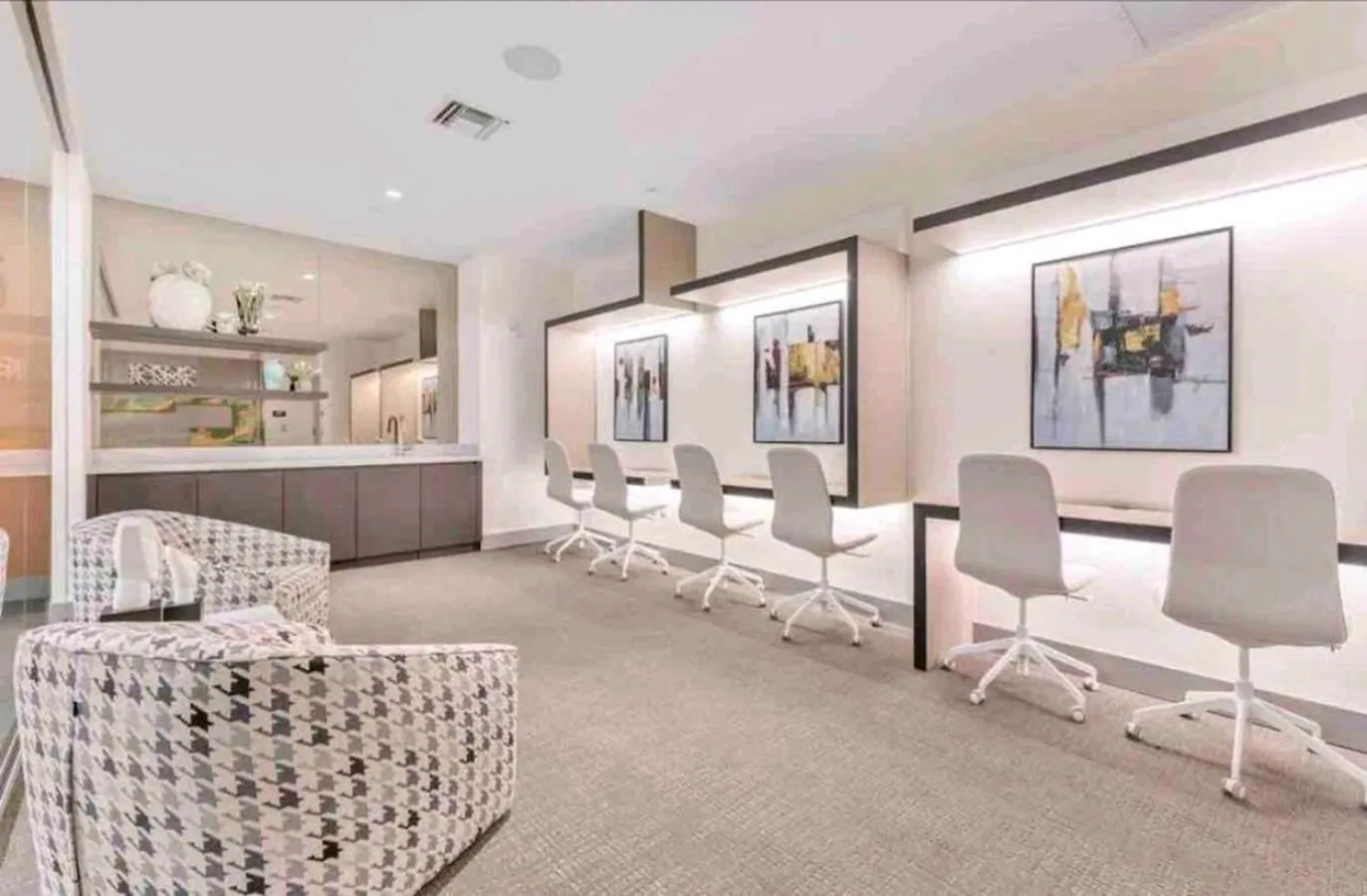 Style 1-bdrm Downtown Doral Apartment