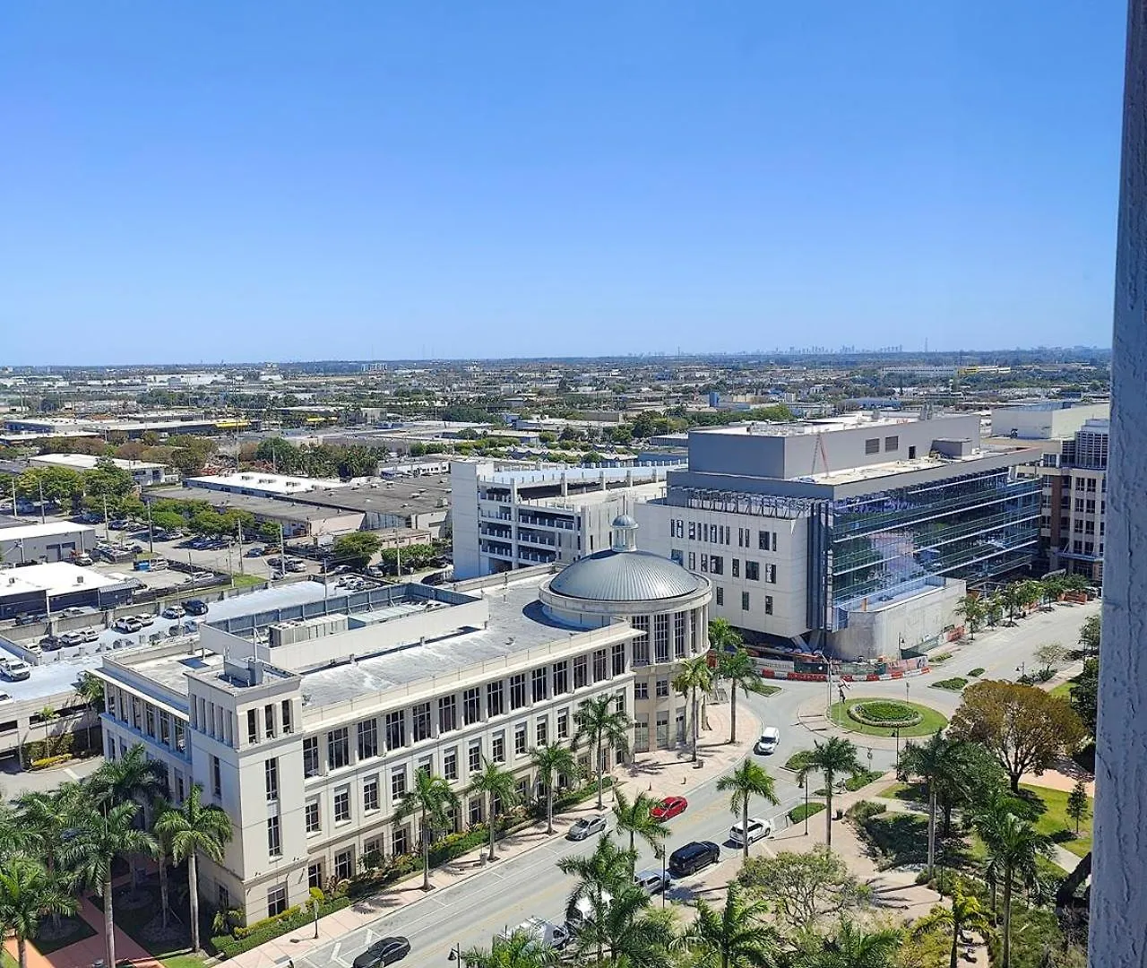 Apartment Style 1-bdrm Downtown Doral Miami